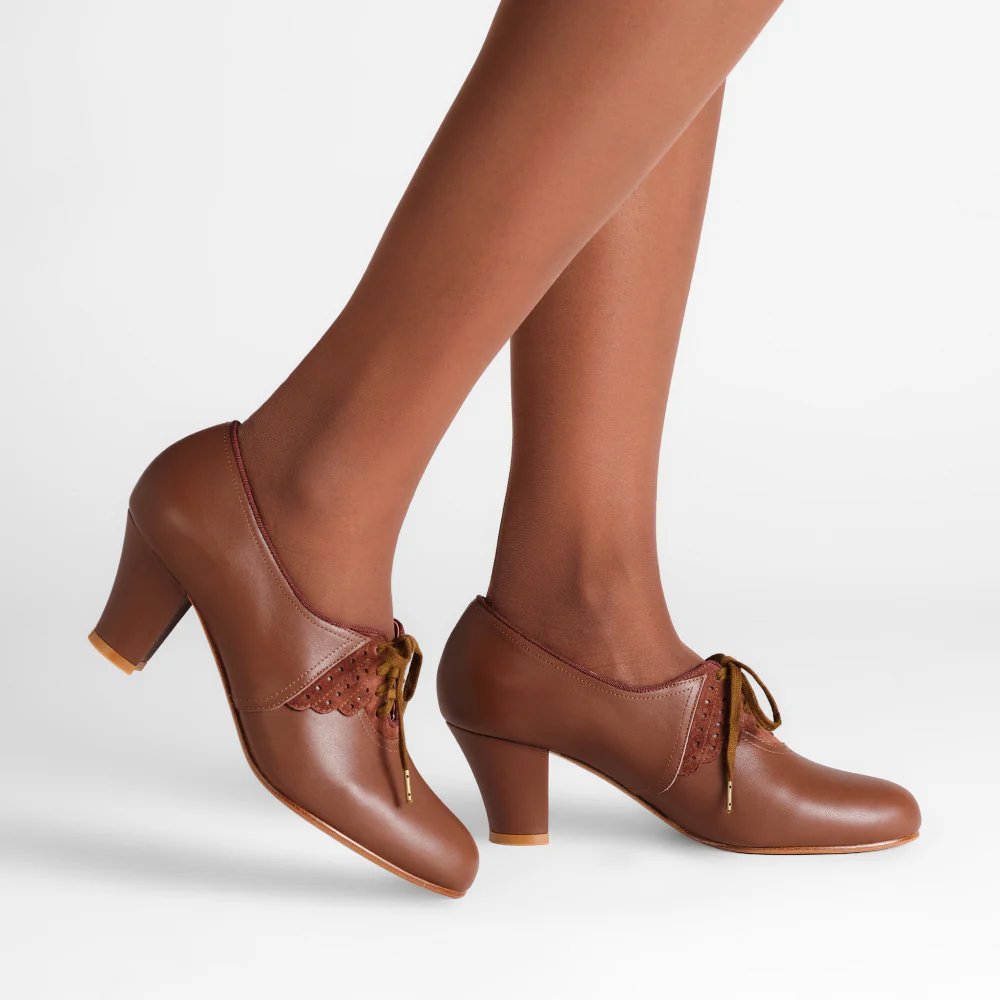 PRE-ORDER Annette Vintage Oxfords (Chestnut)