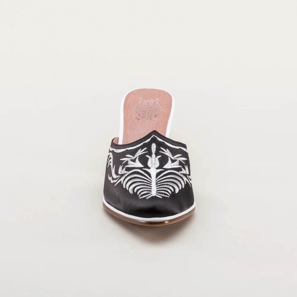 Antoinette 18th Century Mules (Black) - Image 12