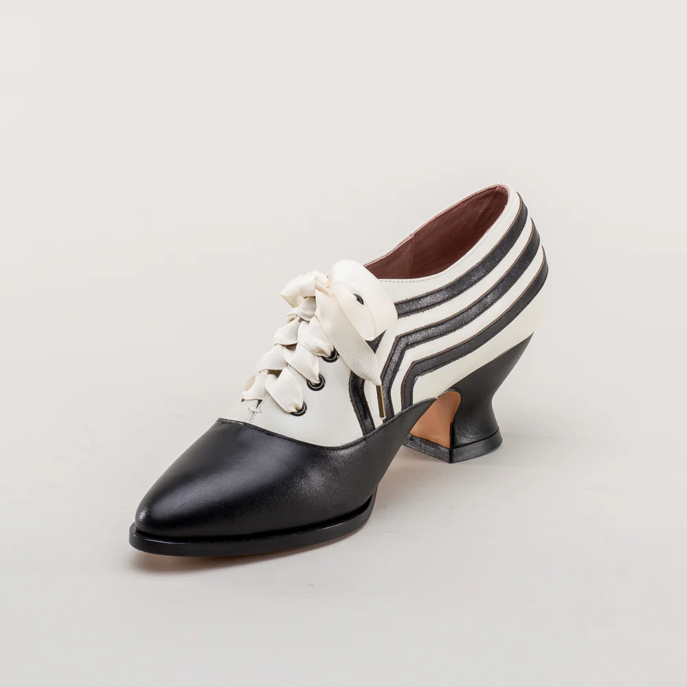 Bernadette Edwardian Oxfords Wide (Ivory/Black) - Image 11