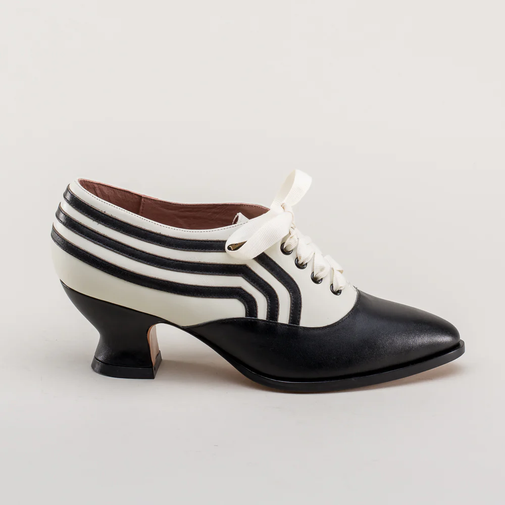 Bernadette Edwardian Oxfords Wide (Ivory/Black) - Image 6