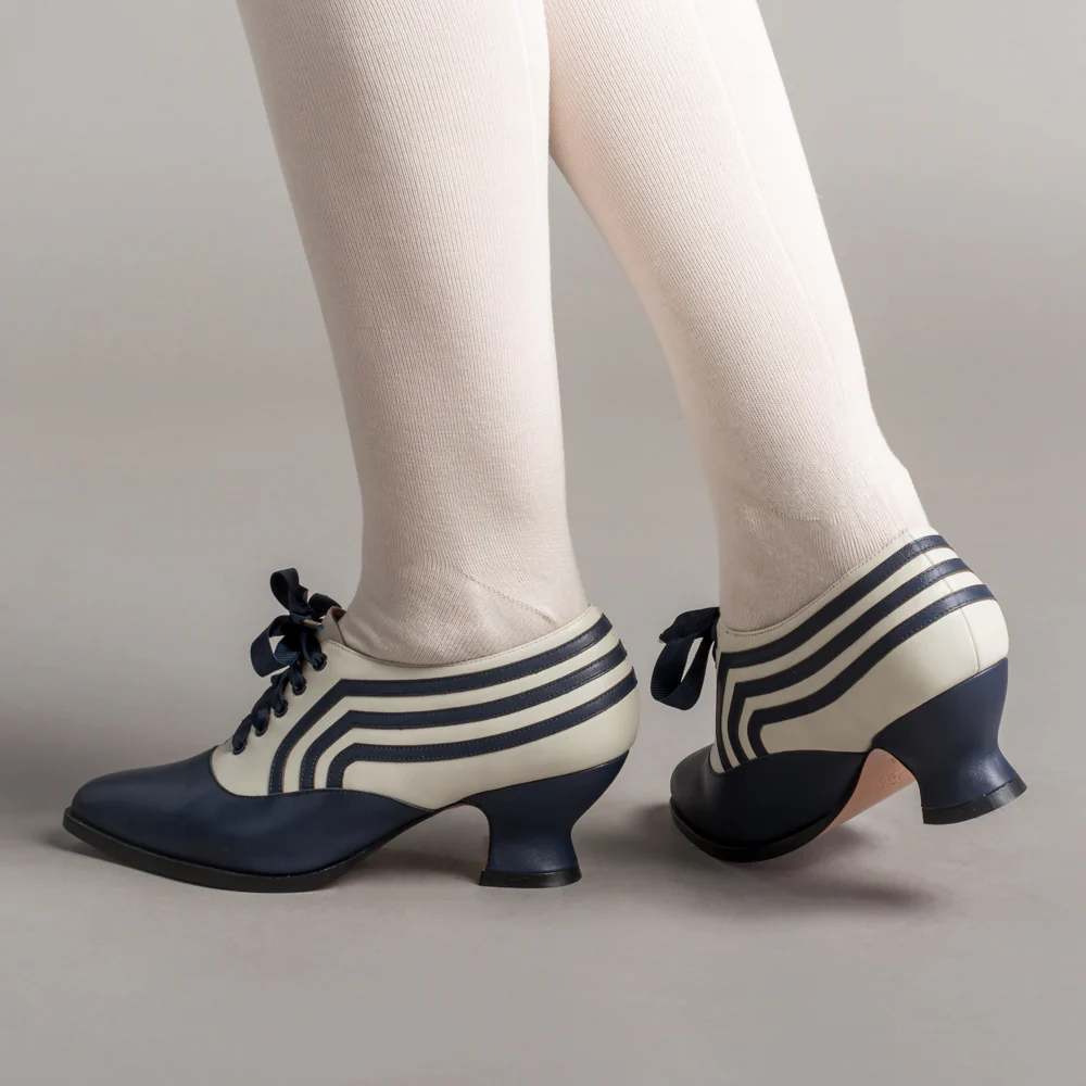 Bernadette Edwardian Oxfords (Navy/Ivory) - Image 3
