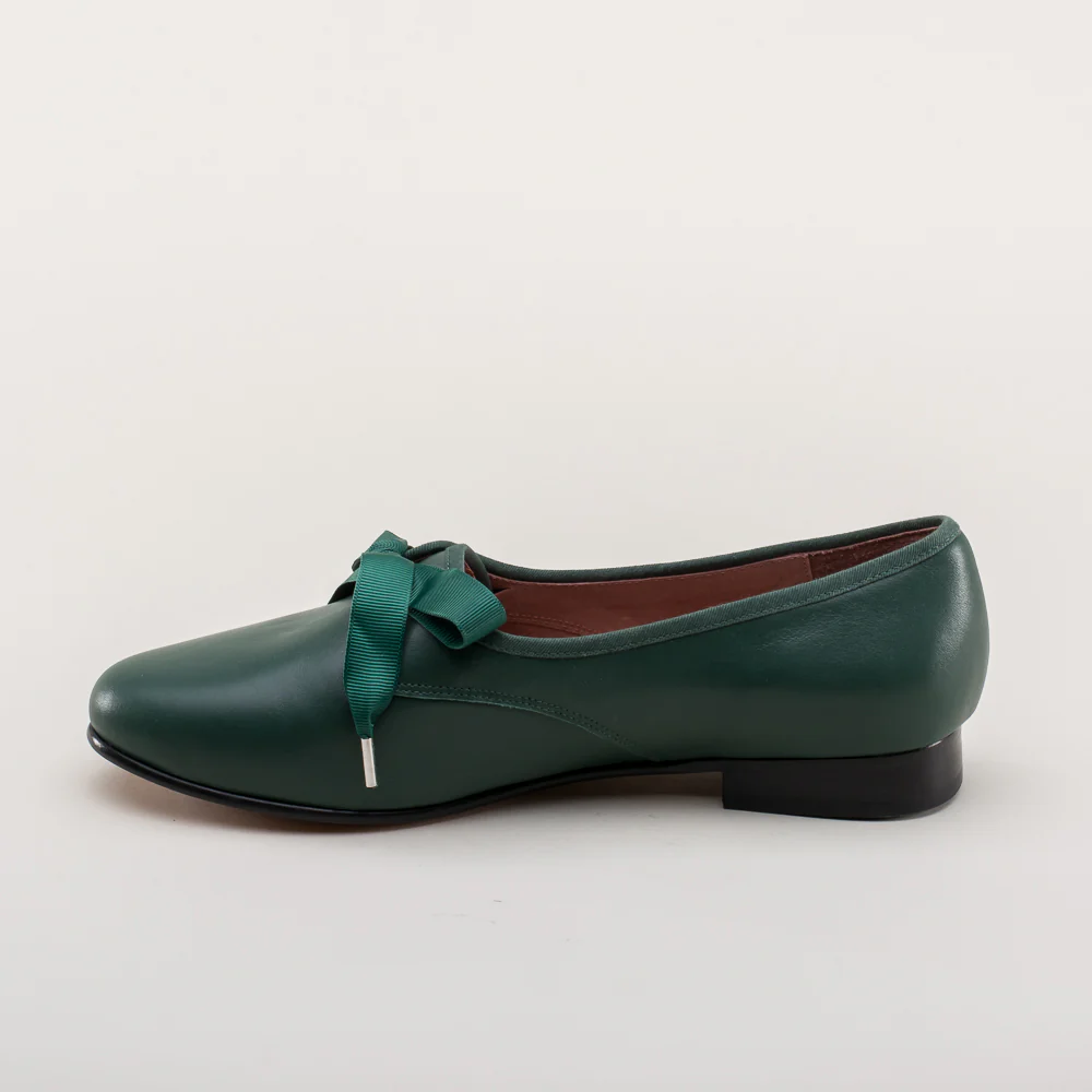 Bertie Regency Pumps (Green) - Image 10