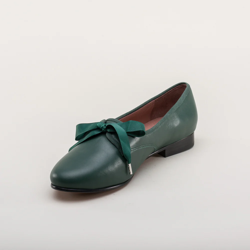 Bertie Regency Pumps (Green) - Image 11