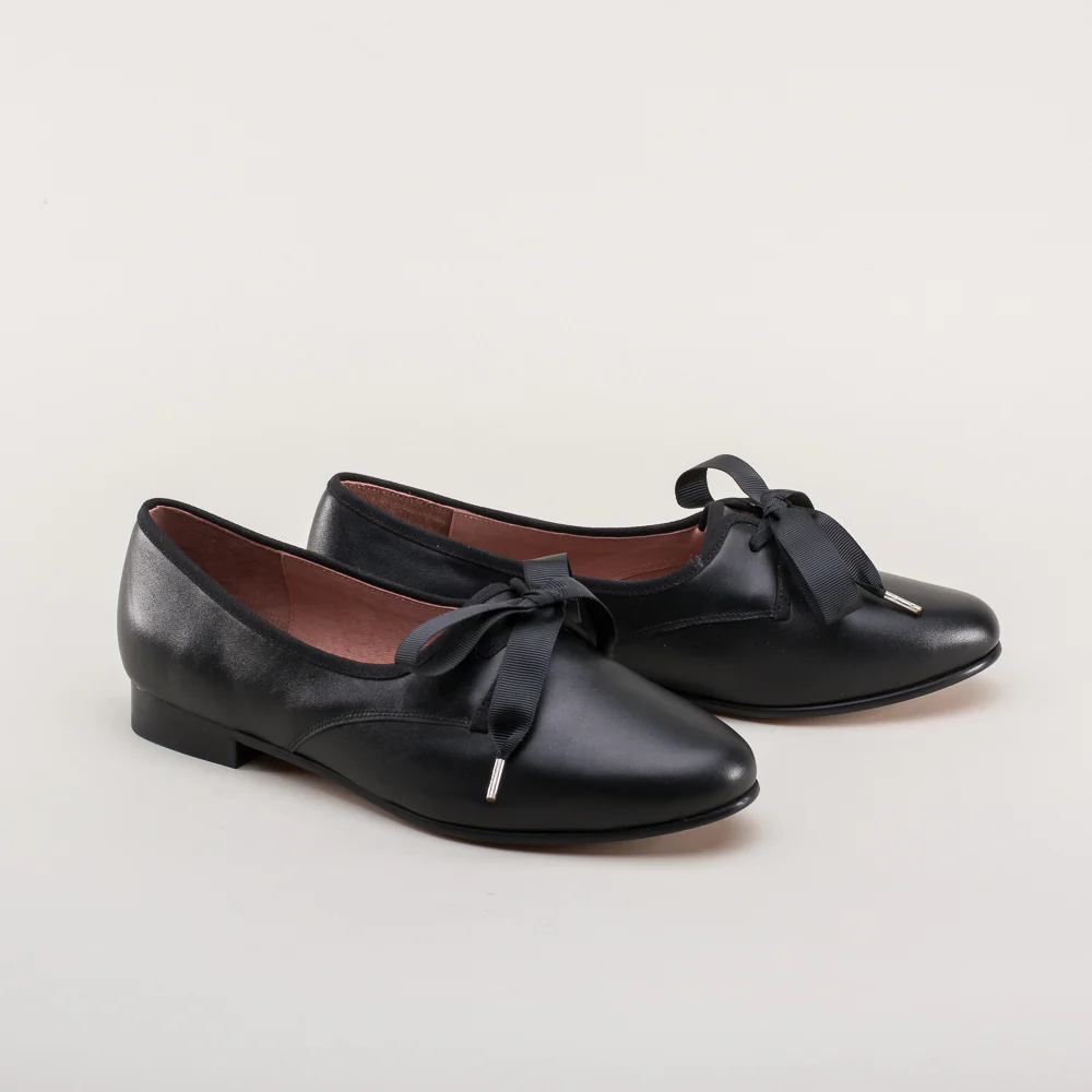 Bertie Regency Pumps (Black) - Image 4
