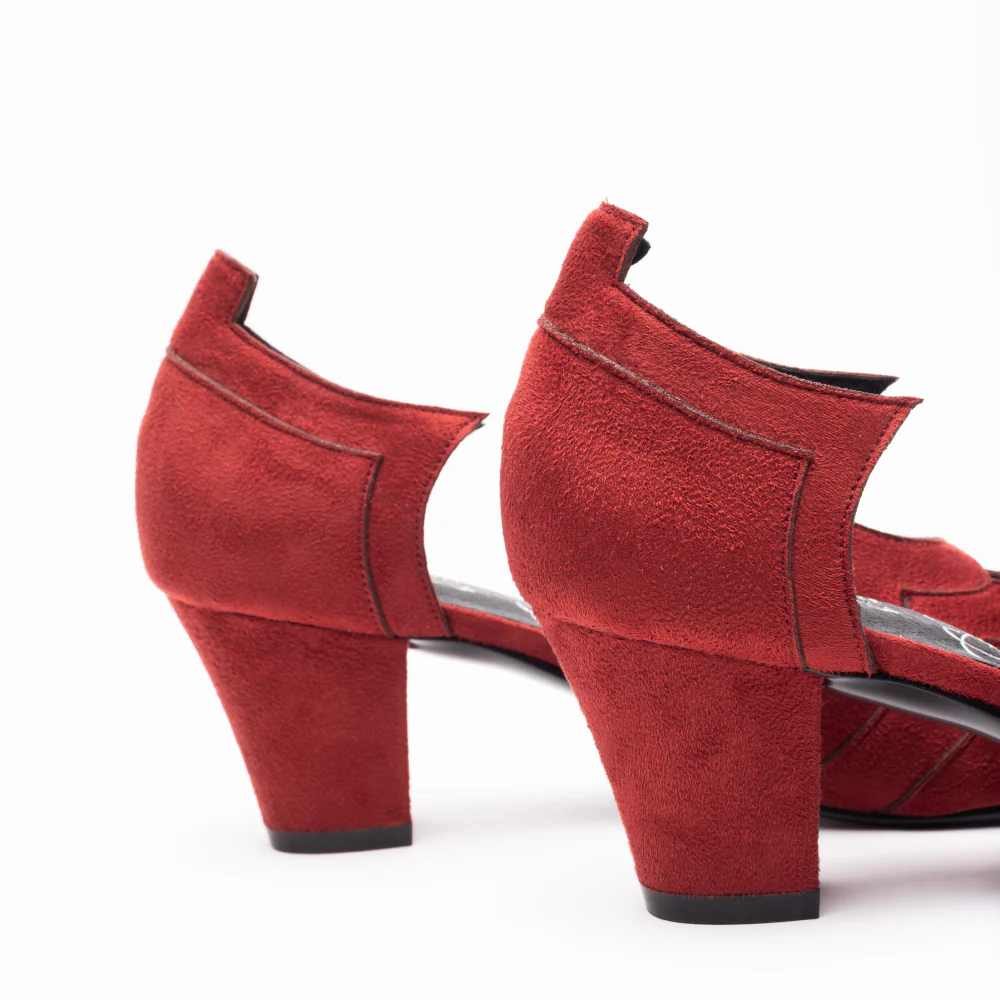 Christine Vintage Pumps (Garnet Cloak) - Image 5