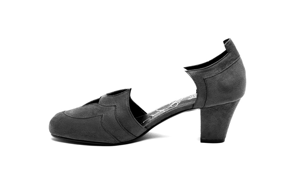 Christine Vintage Pumps (Garnet Cloak) - Image 7