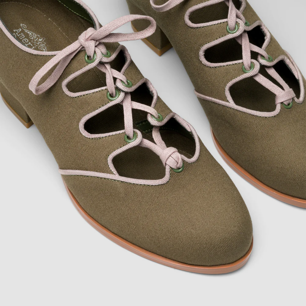 Clementine Vintage Ghillie Shoes Wide (Moss Green/Taupe) - Image 5