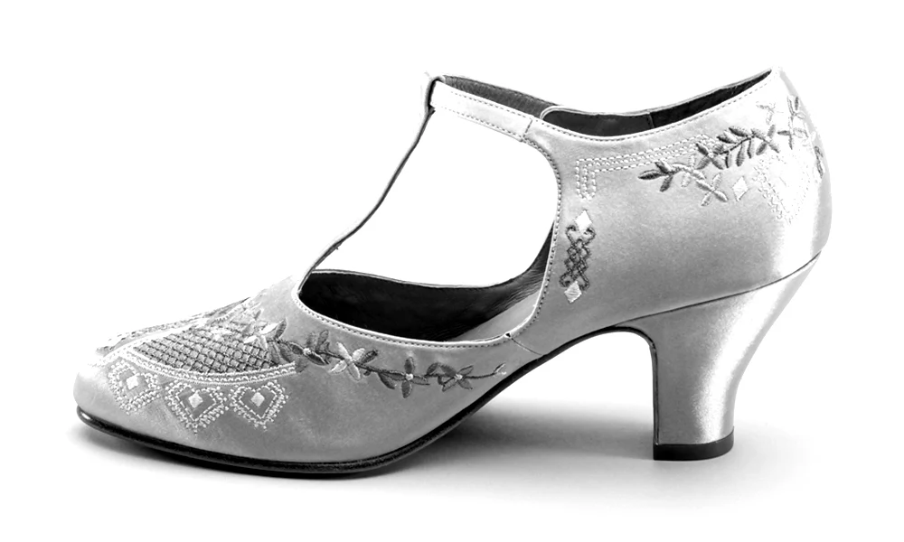 Daisy Embroidered T-Straps (Pink) - Image 15