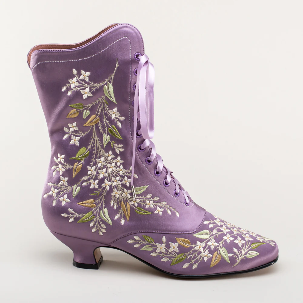 Flora Women's Embroidered Boots (Lavender) - Image 6