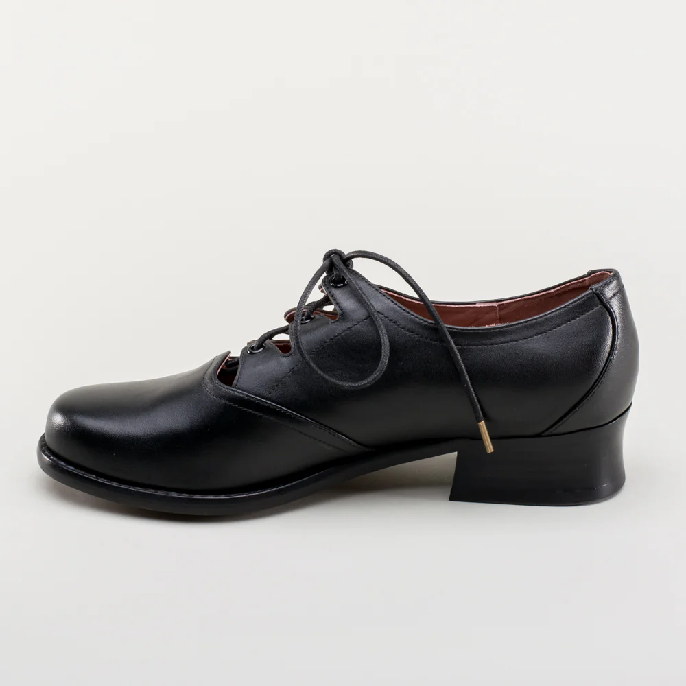 Ghillie Vintage Lace-Up Shoes (Black) - Image 12