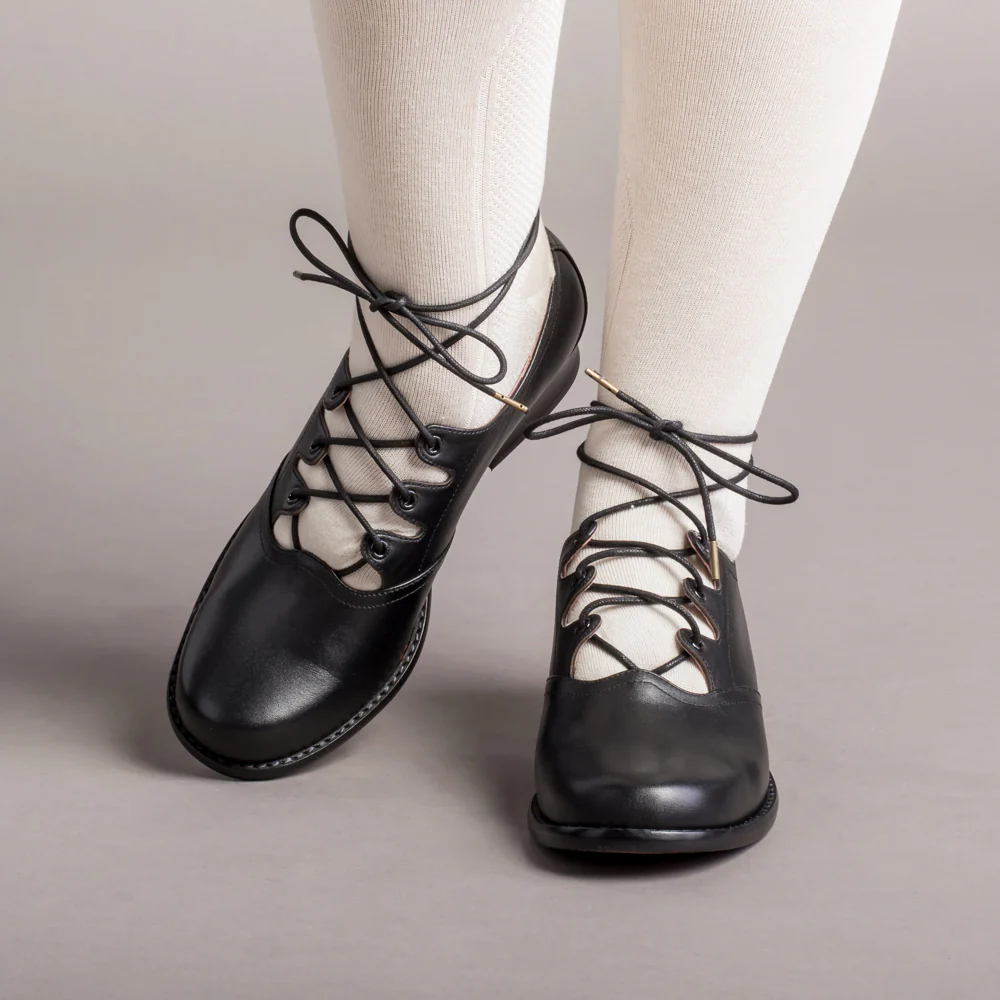 Ghillie Vintage Lace-Up Shoes (Black) - Image 5
