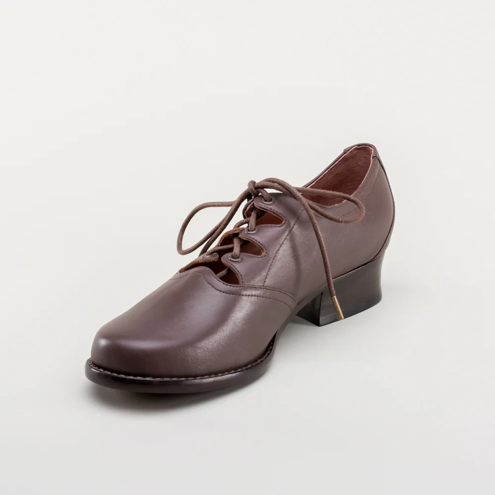 Ghillie Vintage Lace-Up Shoes (Brown) - Image 13
