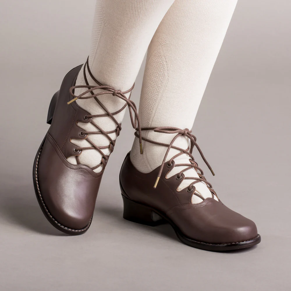 Ghillie Vintage Lace-Up Shoes (Brown) - Image 4