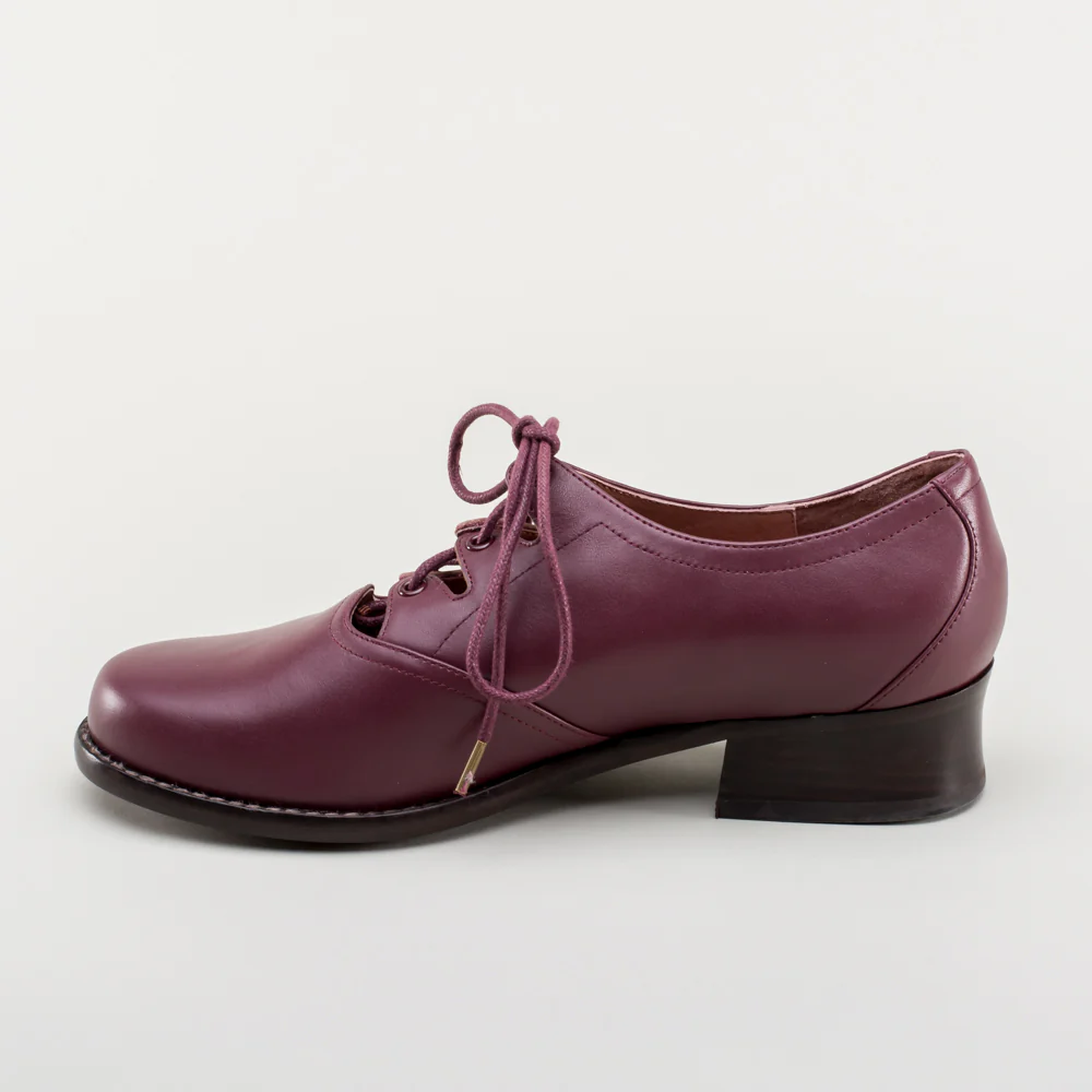Ghillie Vintage Lace-Up Shoes (Merlot) - Image 11