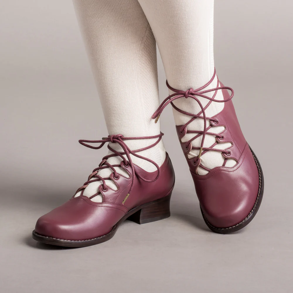 Ghillie Vintage Lace-Up Shoes (Merlot) - Image 2