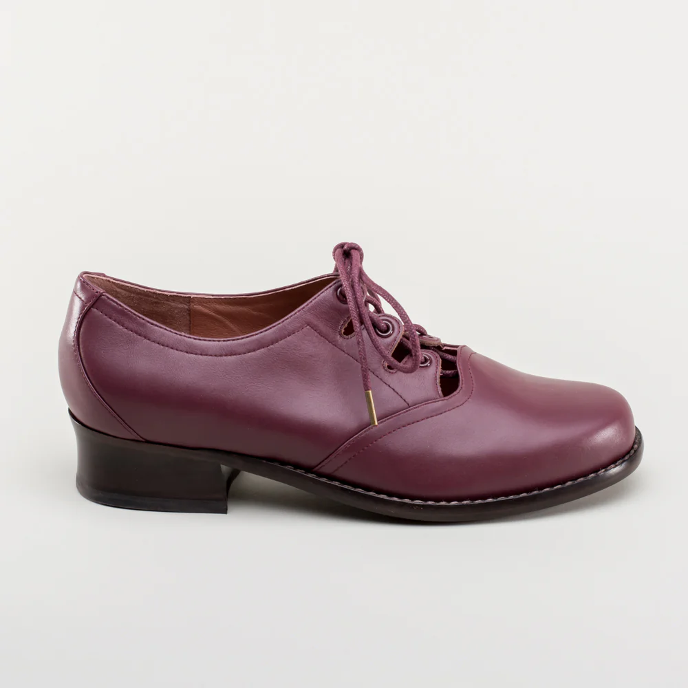 Ghillie Vintage Lace-Up Shoes (Merlot) - Image 7