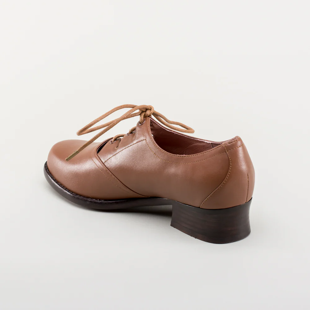 Ghillie Vintage Lace-Up Shoes (Tan) - Image 11