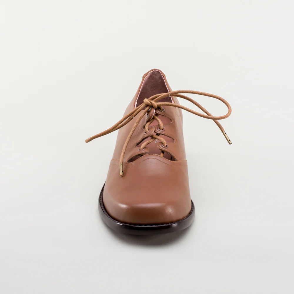 Ghillie Vintage Lace-Up Shoes (Tan) - Image 14