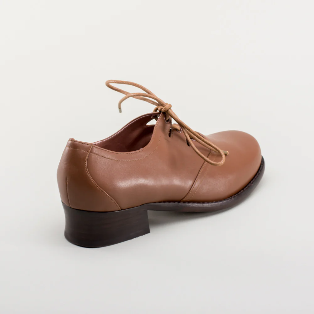 Ghillie Vintage Lace-Up Shoes (Tan) - Image 9
