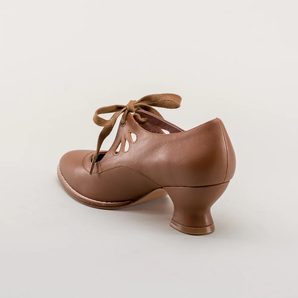 Gibson Edwardian Leather Shoes (Tan) - Image 9