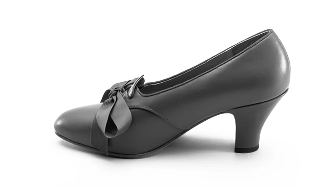 Hazel Women's Vintage Pumps (Navy) - Image 14