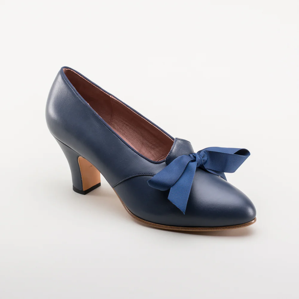 Hazel Women's Vintage Pumps (Navy) - Image 5