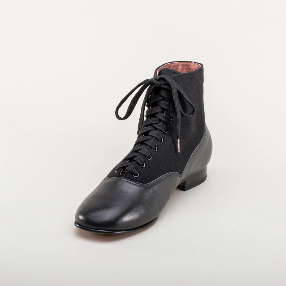 Larkspur Wool/Leather Lace-Up Boots (Black/Black) - Image 11