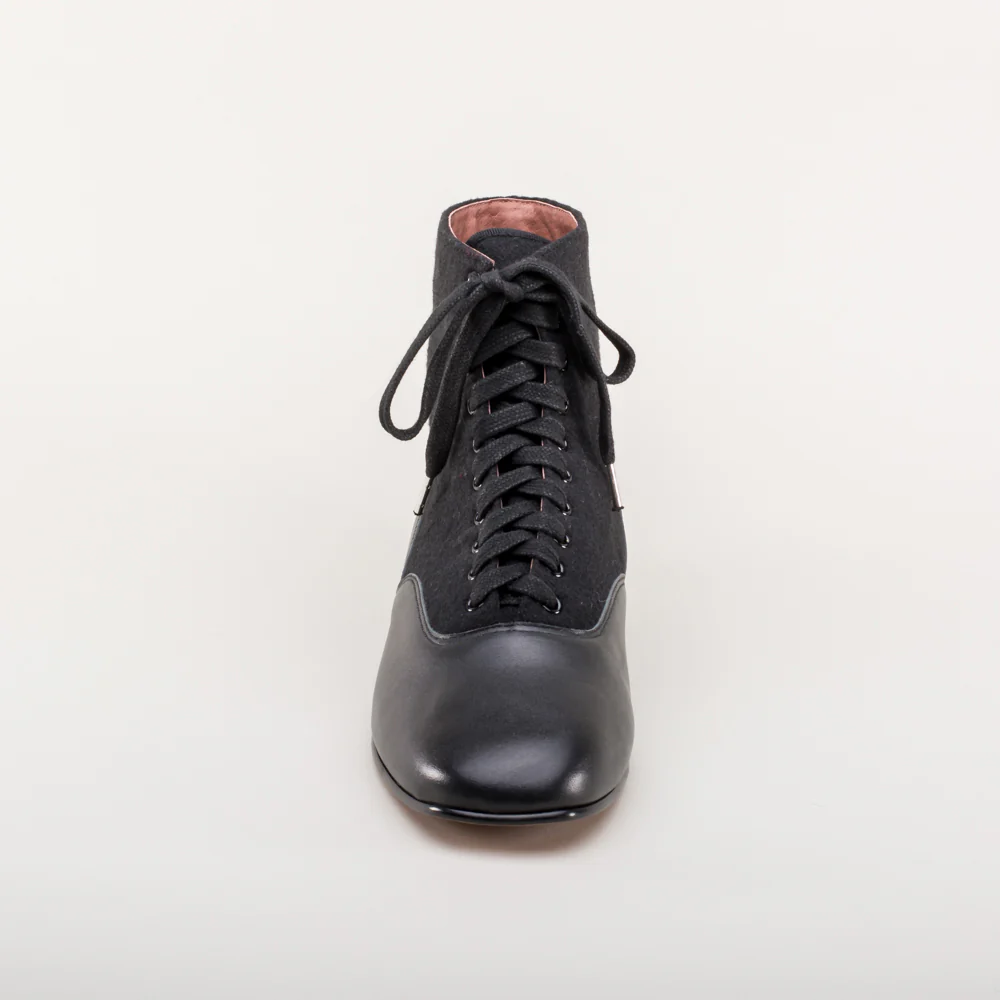 Larkspur Wool/Leather Lace-Up Boots (Black/Black) - Image 12