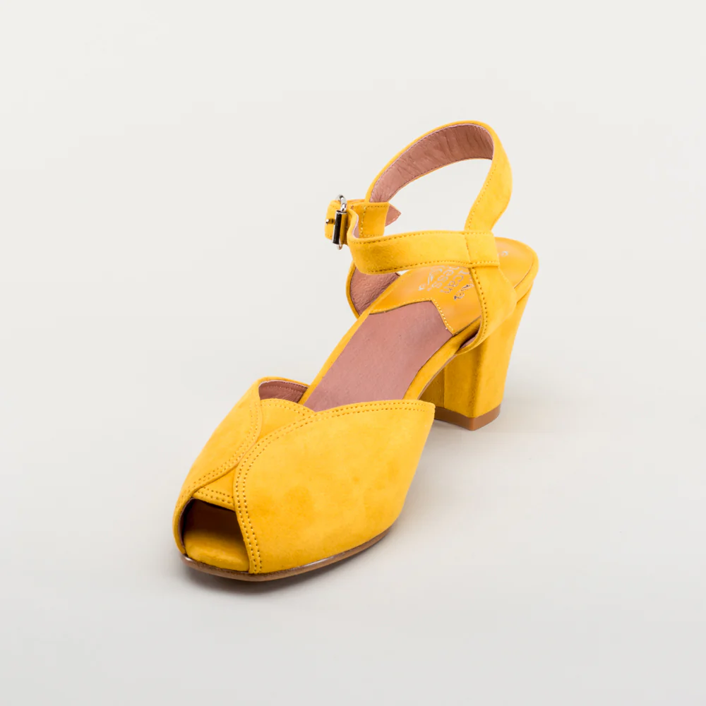 Lido Vintage Sandals (Yellow) - Image 11