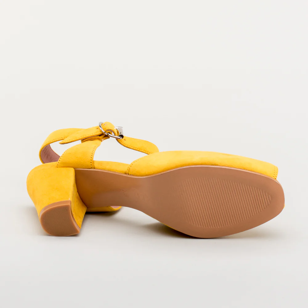 Lido Vintage Sandals (Yellow) - Image 13