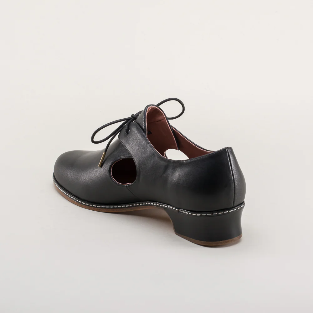 Marlowe Men's Renaissance Shoes (Black) - Image 6
