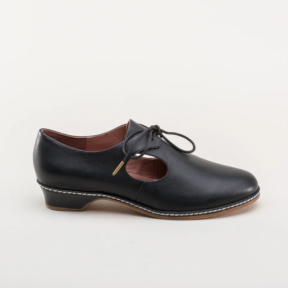 Mary Renaissance Shoes (Black) - Image 6