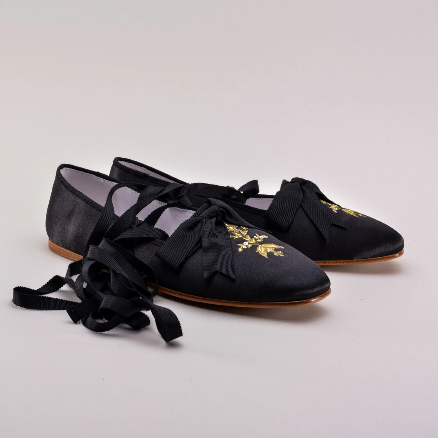 Penelope Regency Slippers (Black) - Image 4