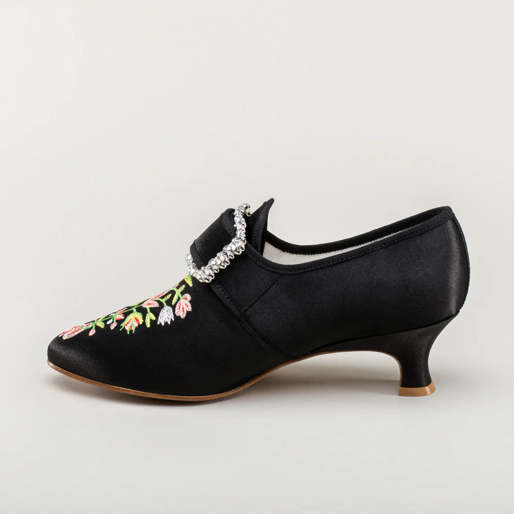 Primrose 18th Century Shoes (Black) - Image 10