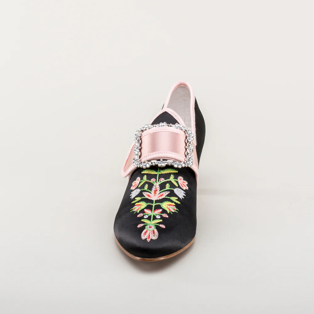 Primrose 18th Century Shoes (Black/Pink) - Image 12