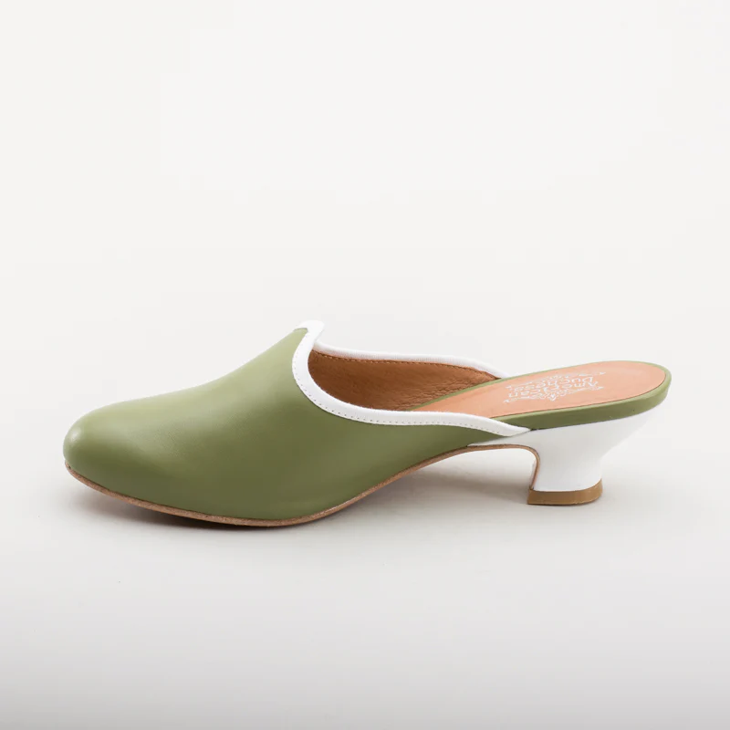 Sophie 18th Century Leather Mules (Green) - Image 10