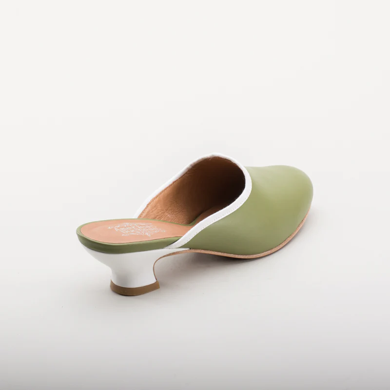 Sophie 18th Century Leather Mules (Green) - Image 7