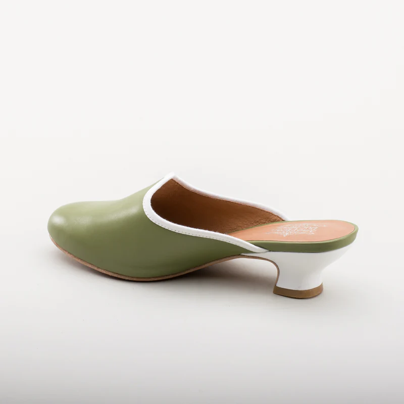 Sophie 18th Century Leather Mules (Green) - Image 9