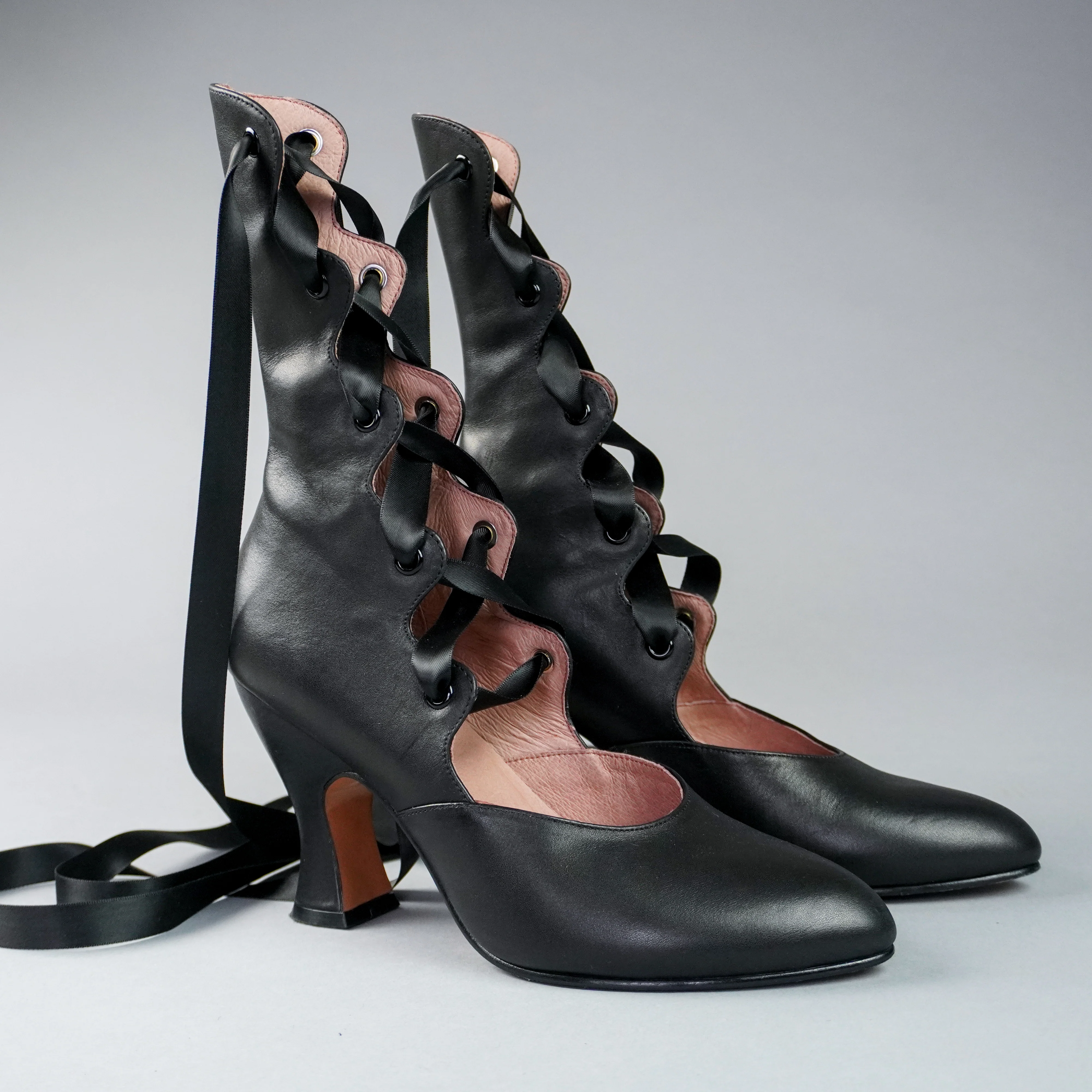 Tango Edwardian Boot (Black) - Image 4