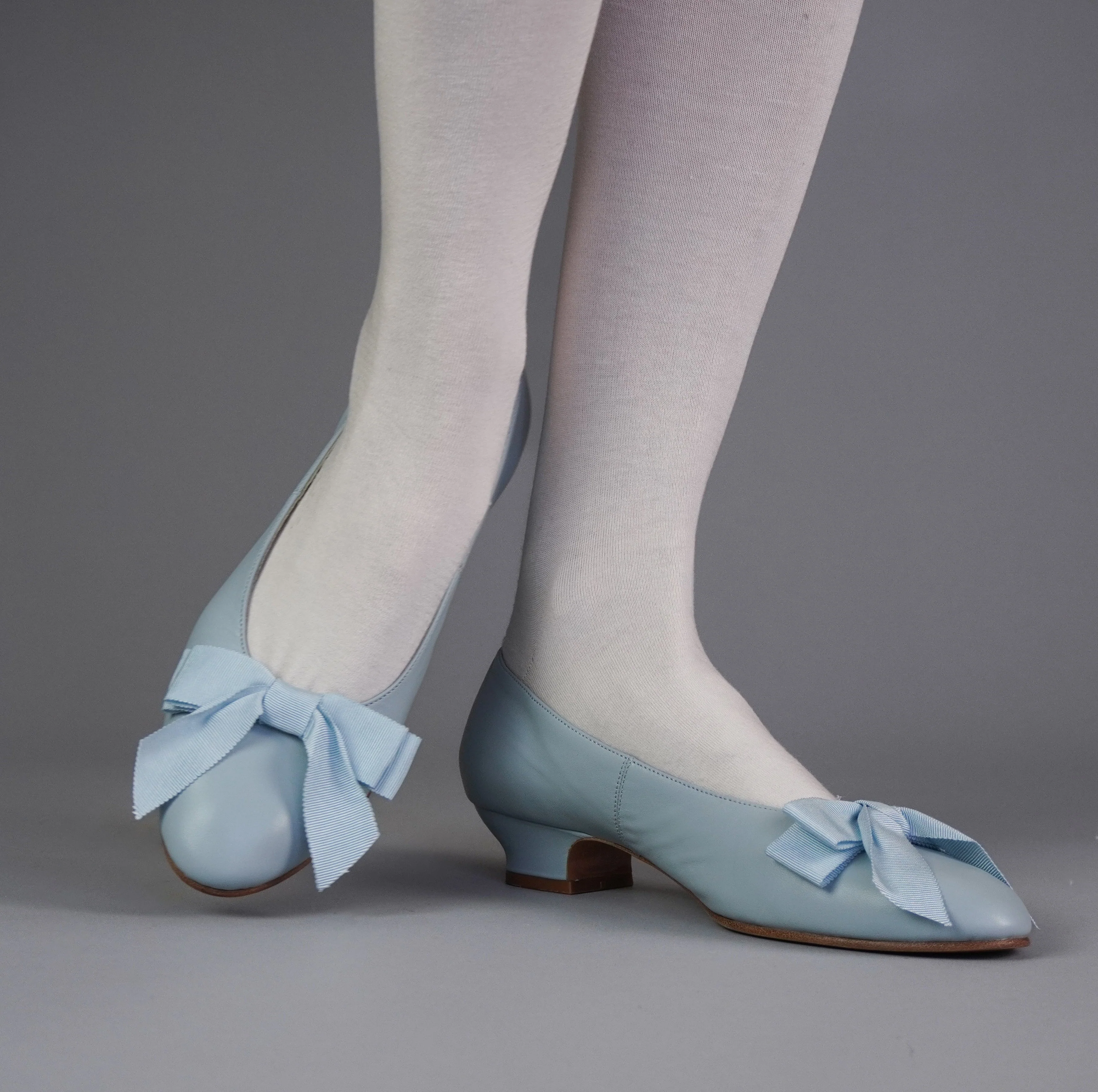 Waltz Edwardian Slipper (Pale Blue)